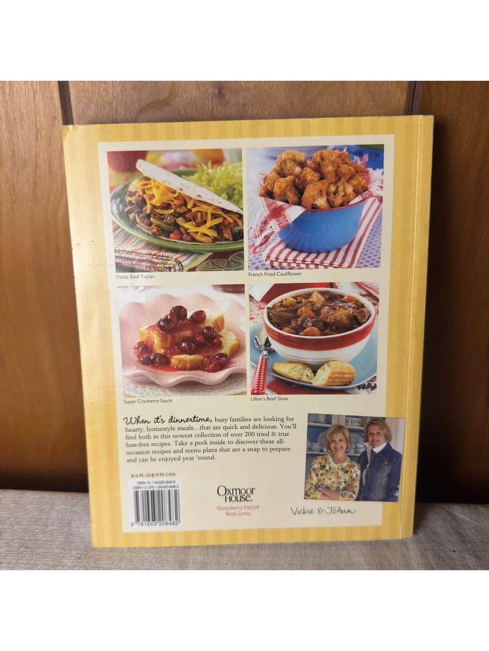 Gooseberry Patch Quick & Easy Family Favorites Cookbook 2009 Over 200 Recipes